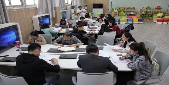 E:\音乐系学前教育系\学前教育系近2年活动照片\2019年5月10日智慧教室教研活动\IMG_2552.JPG