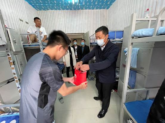 说明: C:\Users\lenovo\AppData\Local\Temp\WeChat Files\b86d699cd9ac03b3d82a0f761c1f72c.jpg